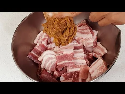 된장 삼겹살 구이와 볶음밥
