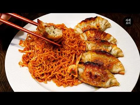 군만두 쫄면