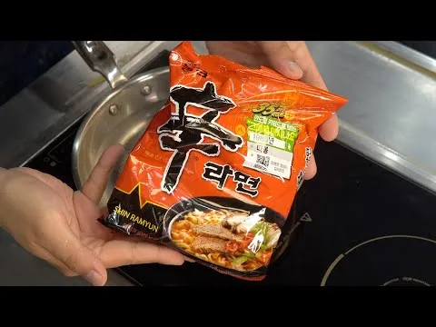 짬뽕 스타일 바지락 라면