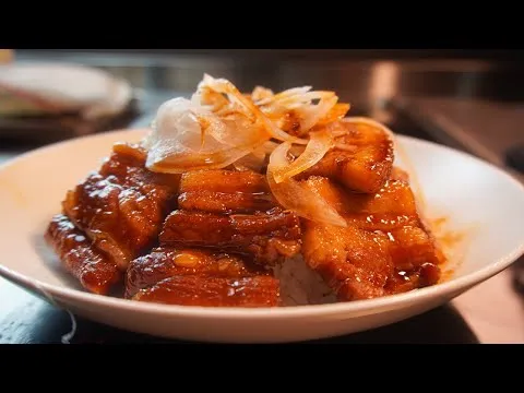 불맛 삼겹살 덮밥