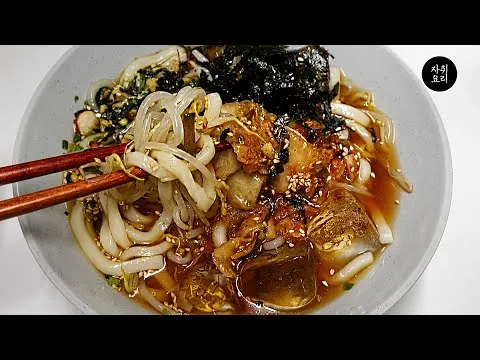 볶음 김치 냉우동 & 새우 볶음 우동 & ...