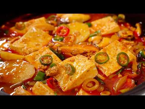 얼큰한 두부찌개