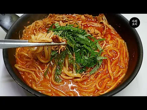 돼지김치우동