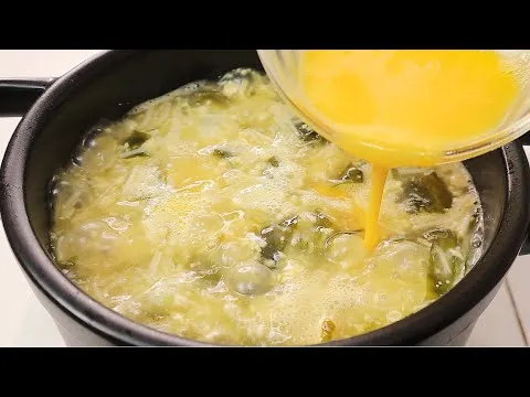 팽이버섯 두부 미역국