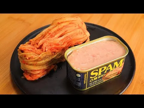 김치 스팸 계란말이 김밥